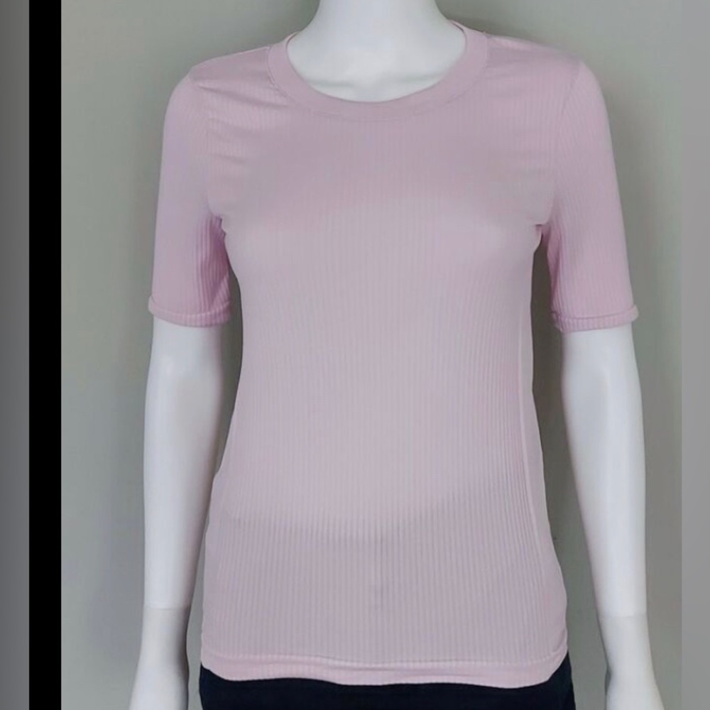 Athleta Women’s Short Sleeve Pink Shirt